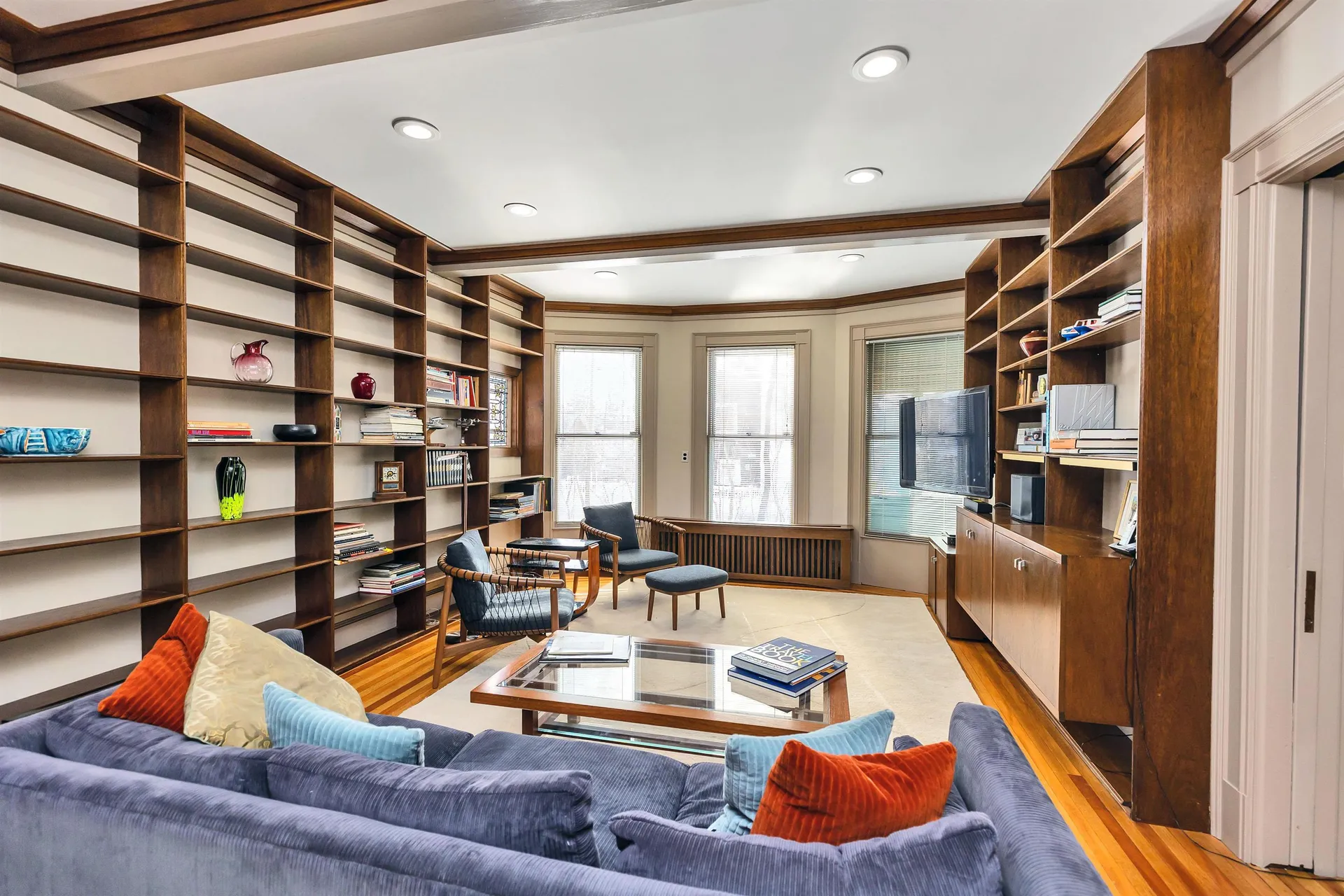 2195 Elm Street Manchester NH 03104