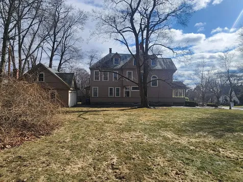 2195 Elm Street Manchester NH 03104