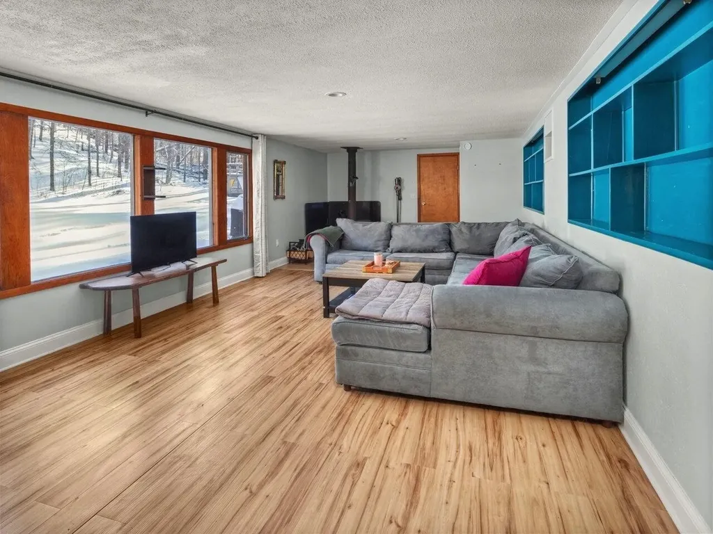 396 Colchester Pond Road Colchester VT 05446