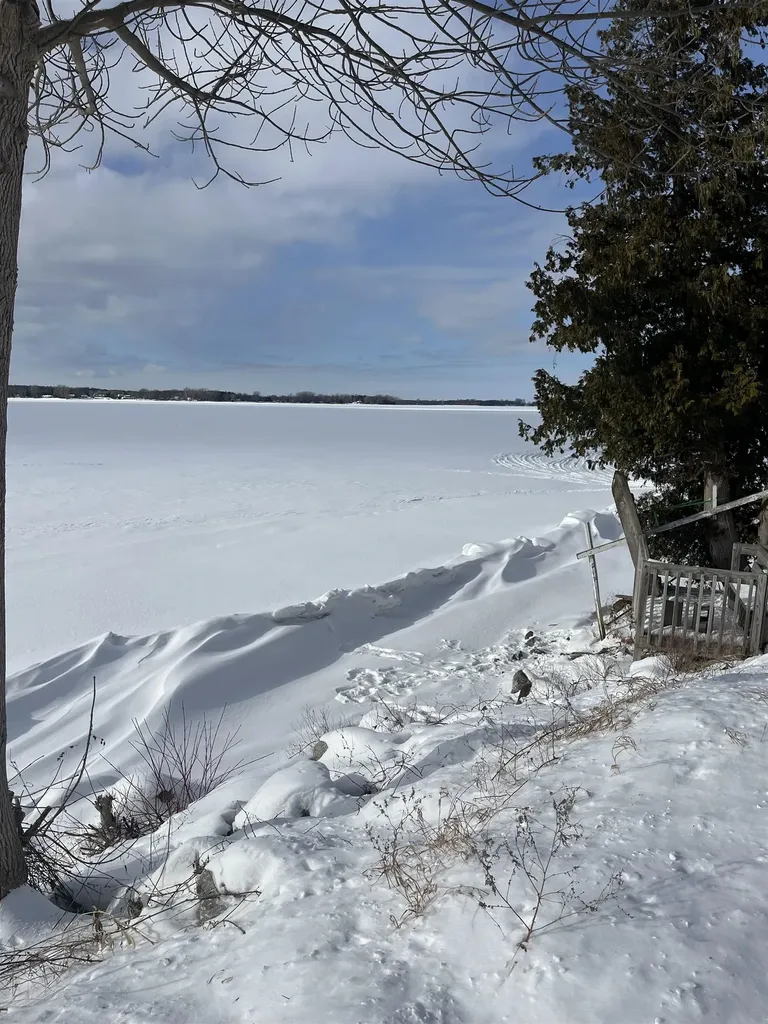 8a Sunset View Lane Isle La Motte VT 05463