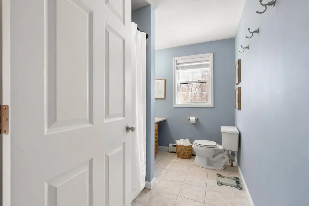 9b Kasher Drive Kingston NH 03848