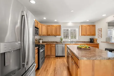 9b Kasher Drive Kingston NH 03848