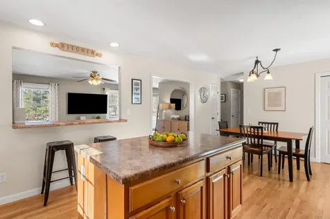 9b Kasher Drive Kingston NH 03848
