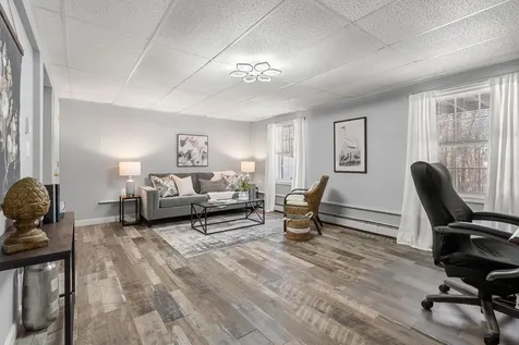 9b Kasher Drive Kingston NH 03848