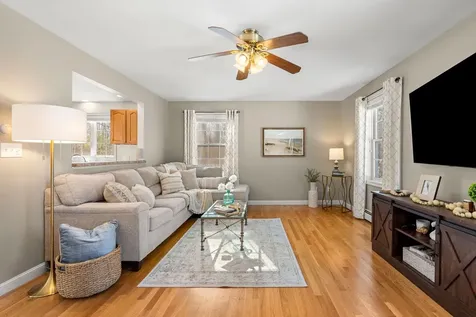 9b Kasher Drive Kingston NH 03848