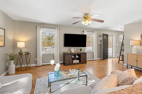 9b Kasher Drive Kingston NH 03848