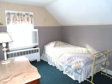 52 Arch Street Keene NH 03431