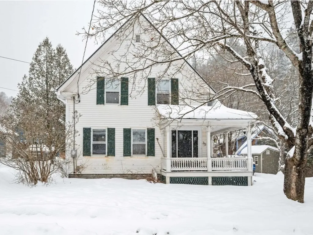35 Loomis Street Montpelier VT 05602