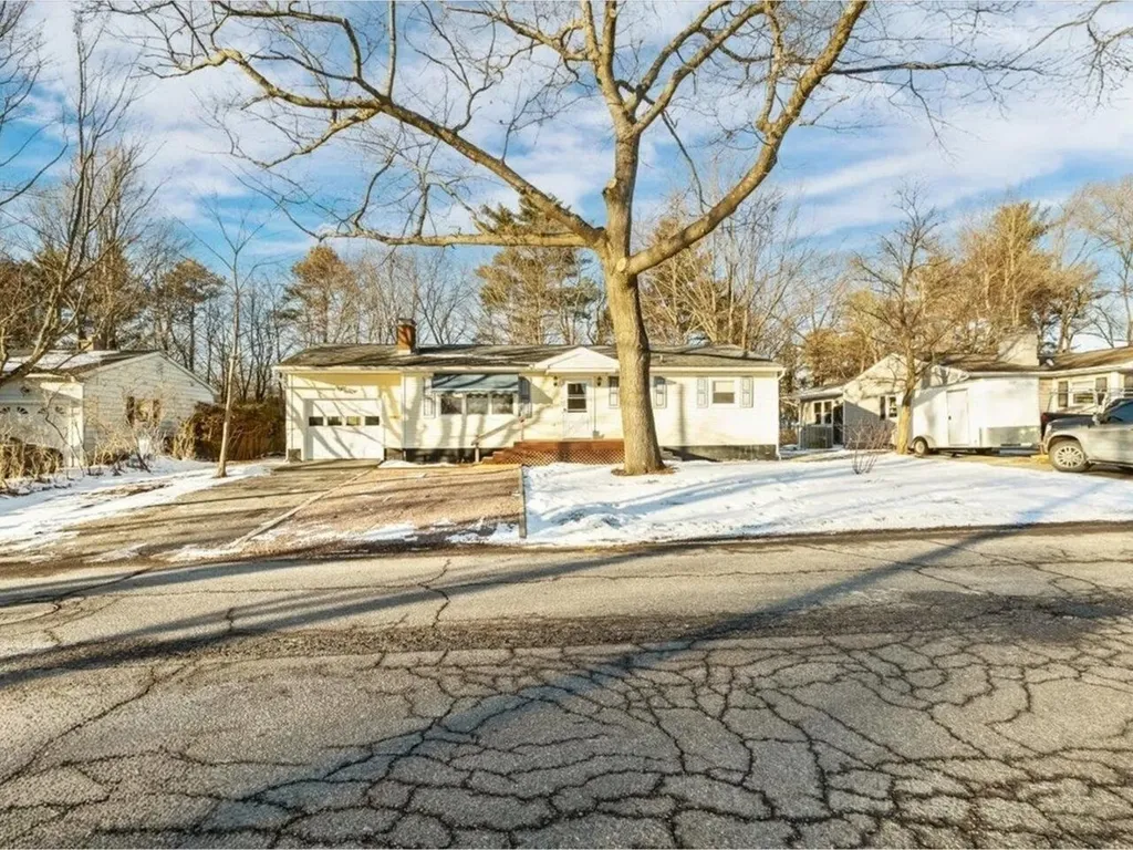 21 Richard Terrace South Burlington VT 05403
