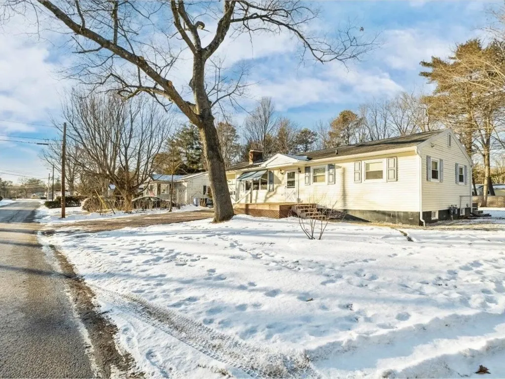 21 Richard Terrace South Burlington VT 05403