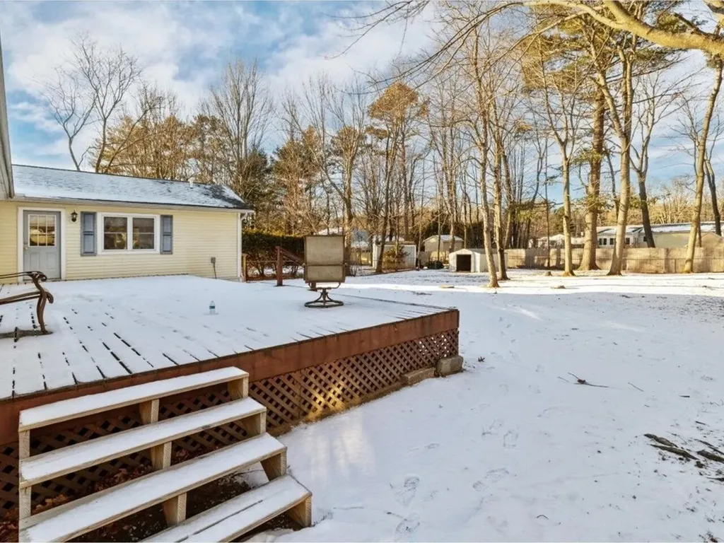 21 Richard Terrace South Burlington VT 05403