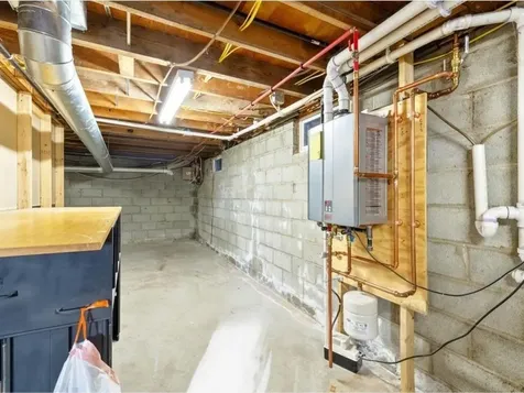 21 Richard Terrace South Burlington VT 05403