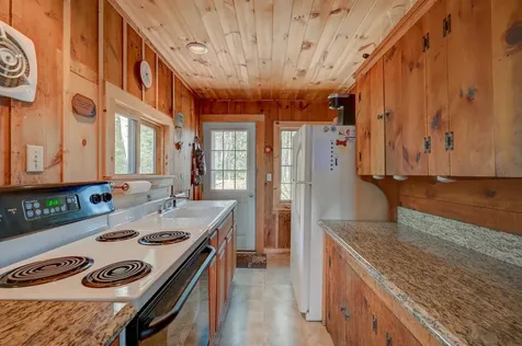 500 Mudgett Road Conway NH 03818