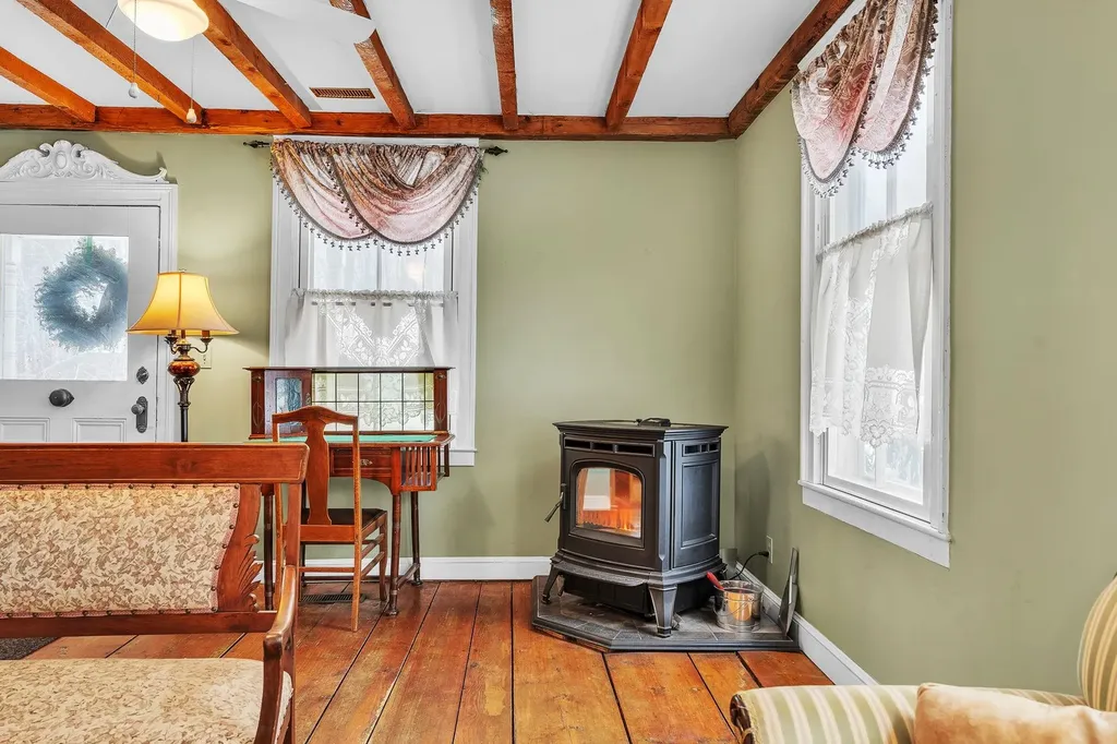 2 Church Street Middlesex VT 05602