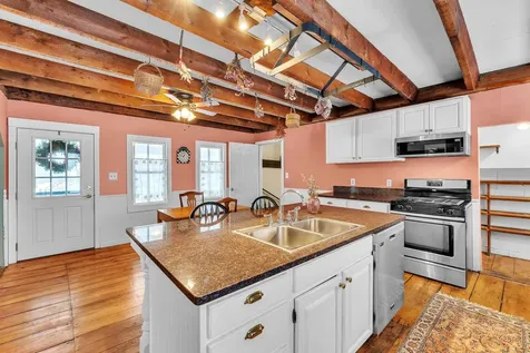 2 Church Street Middlesex VT 05602