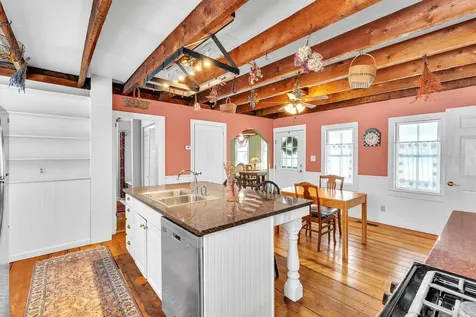 2 Church Street Middlesex VT 05602