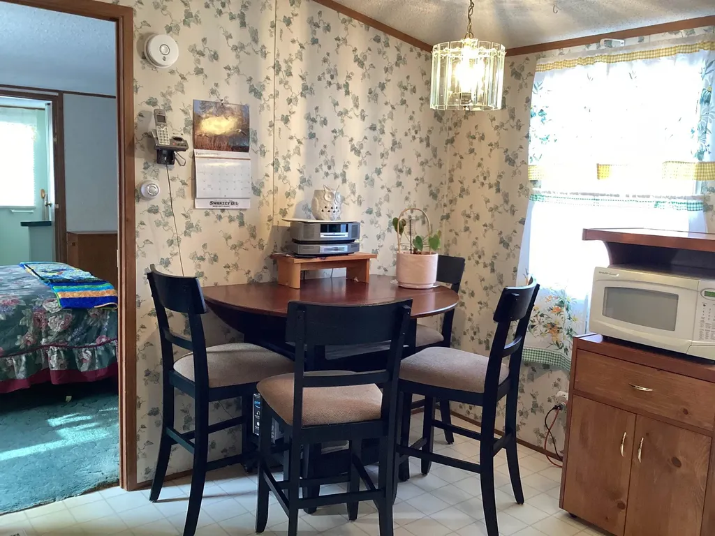 20 Woodland Park Troy NH 03465