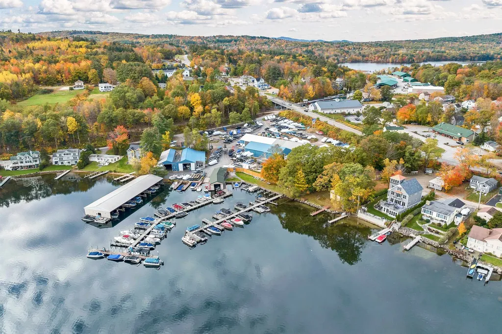 2 Bay Shore Road Meredith NH 03253