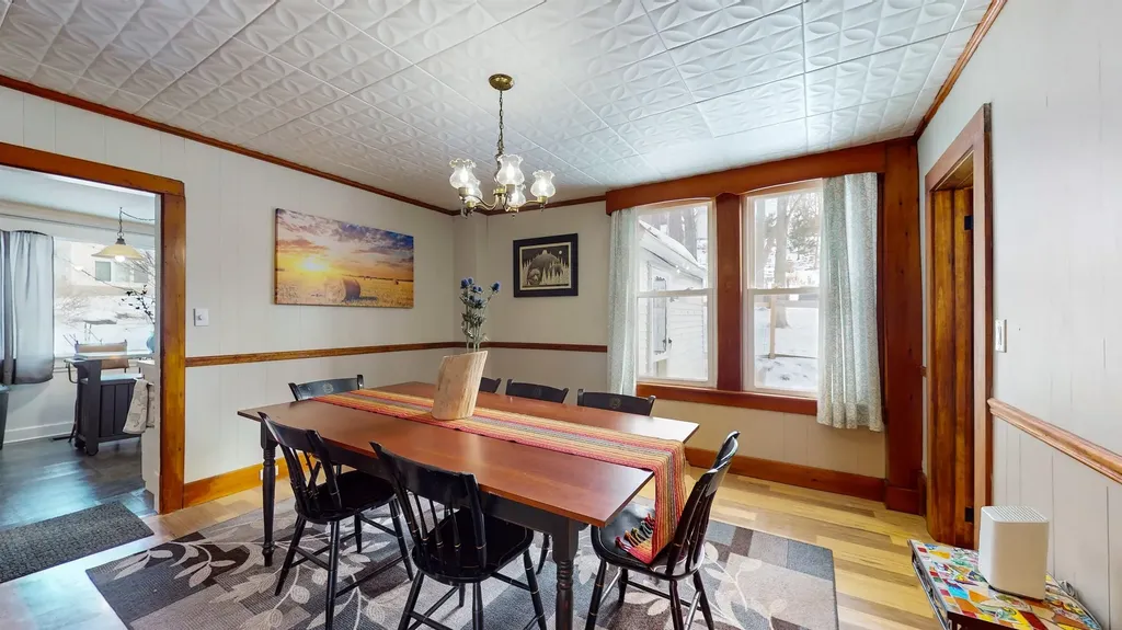 73 N Pleasant Street Middlebury VT 05753