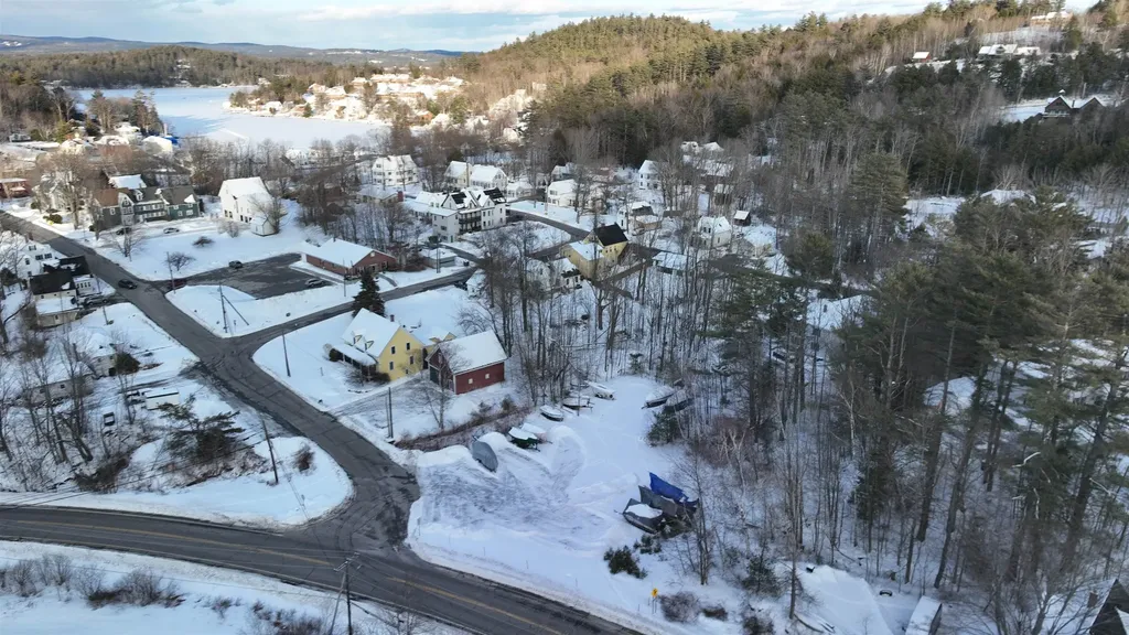 55 High Street Sunapee NH 03782