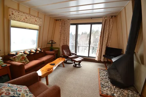 67 Upper Village Road Warren VT 05674