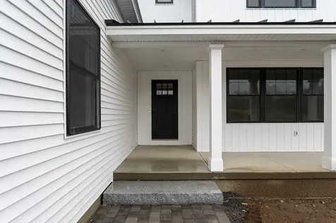 Lot 8 Robin Way Chester NH 03036