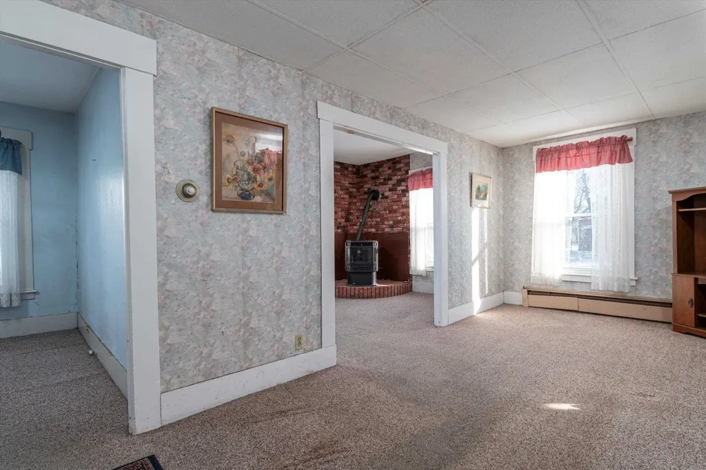 2 Pond Street Ludlow VT 05149