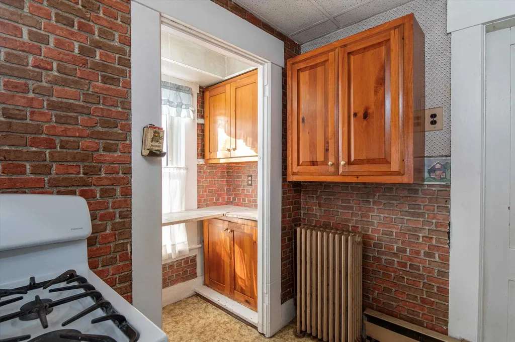 2 Pond Street Ludlow VT 05149