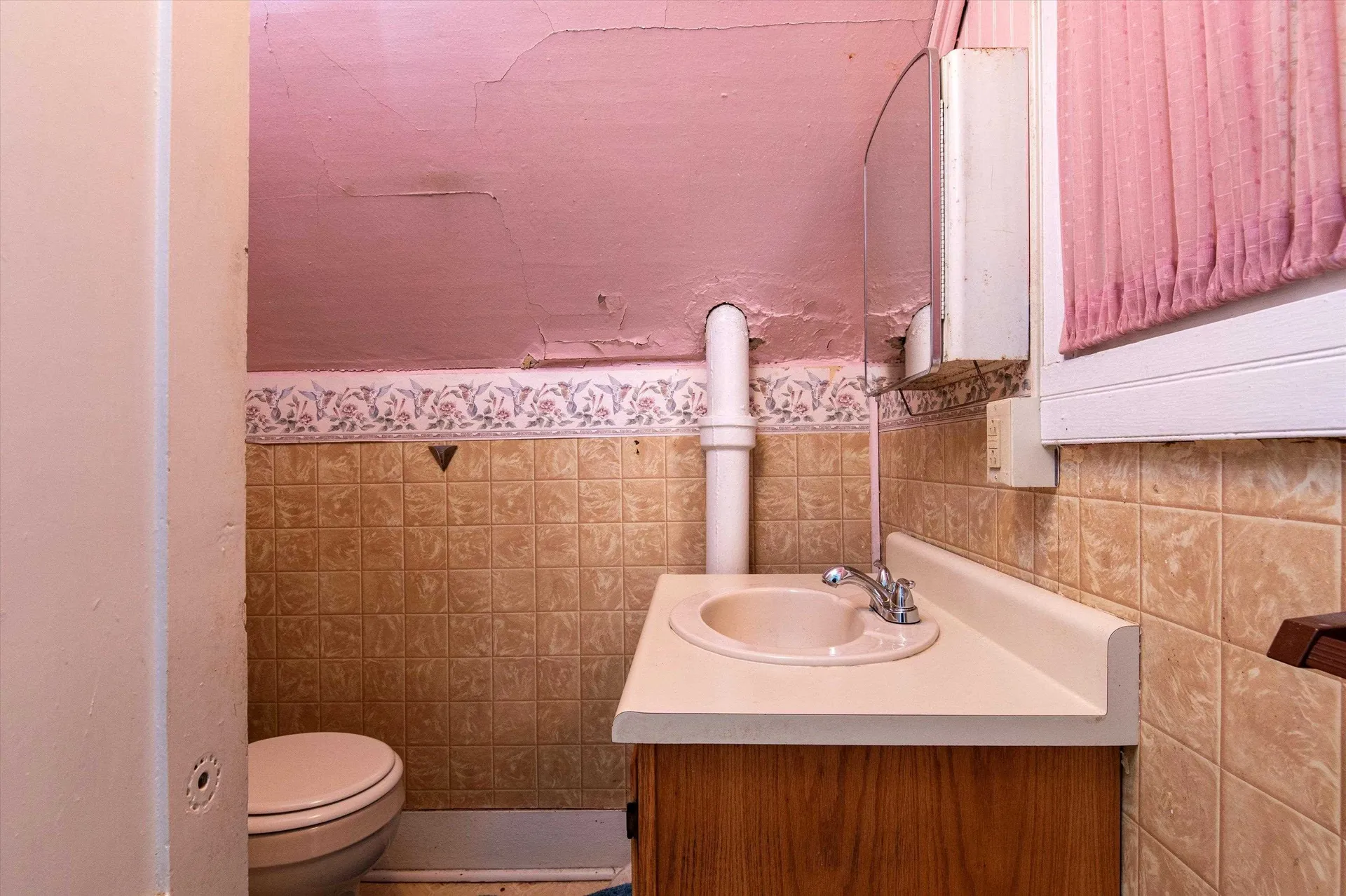 2 Pond Street Ludlow VT 05149