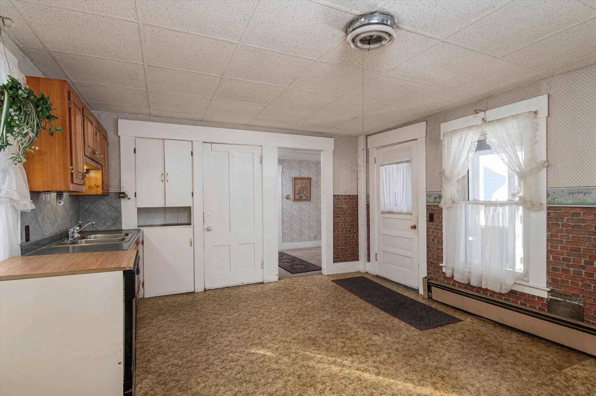 2 Pond Street Ludlow VT 05149