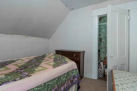 2 Pond Street Ludlow VT 05149