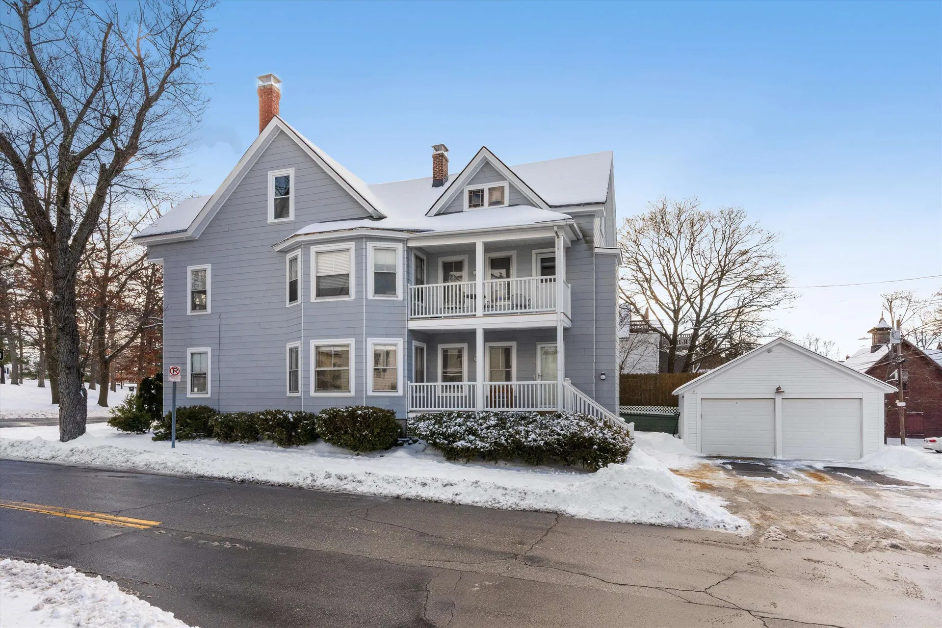 676 Maple Street Manchester NH 03104