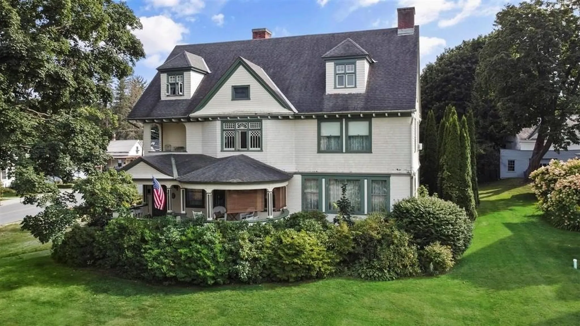 124 Elm Street Bennington VT 05201