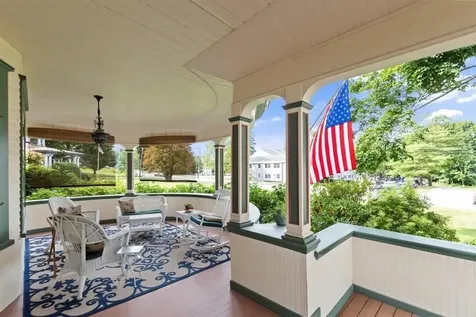 124 Elm Street Bennington VT 05201