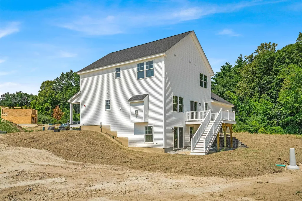 Lot 6 Robin Way Chester NH 03036