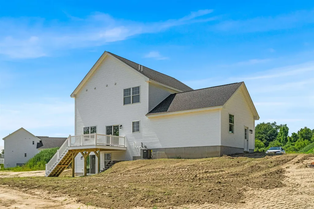 Lot 6 Robin Way Chester NH 03036