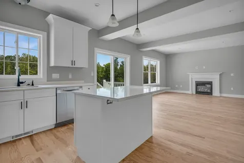 Lot 6 Robin Way Chester NH 03036