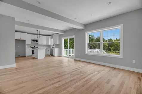 Lot 6 Robin Way Chester NH 03036