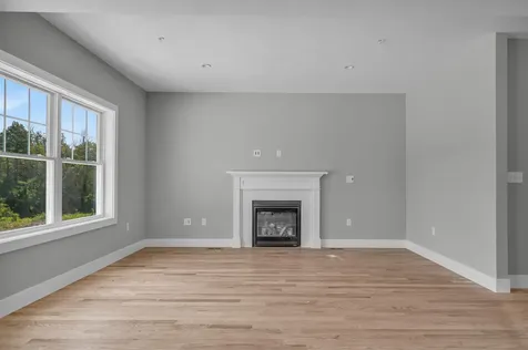 Lot 6 Robin Way Chester NH 03036