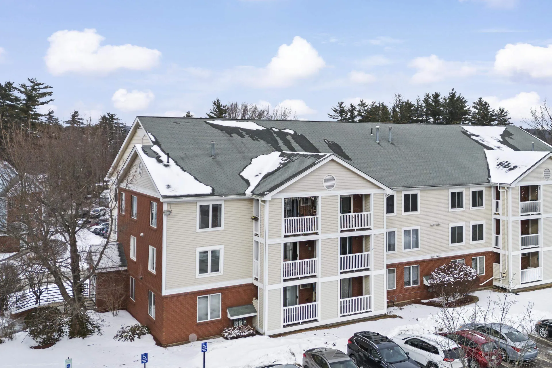 11 Timberwood Drive Goffstown NH 03045