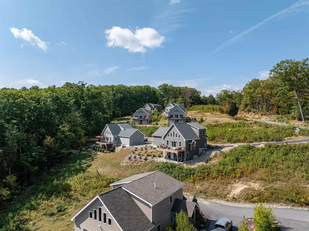 32 Horizon Drive Thornton NH 03285