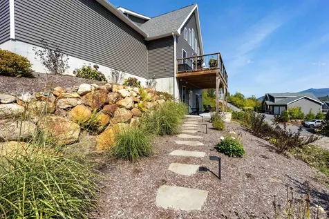 32 Horizon Drive Thornton NH 03285