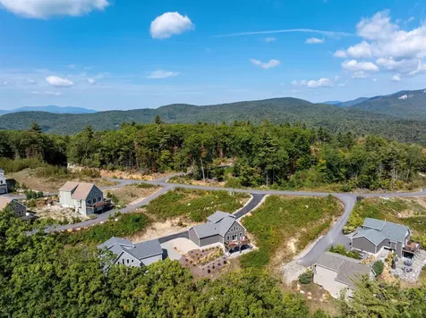 32 Horizon Drive Thornton NH 03285