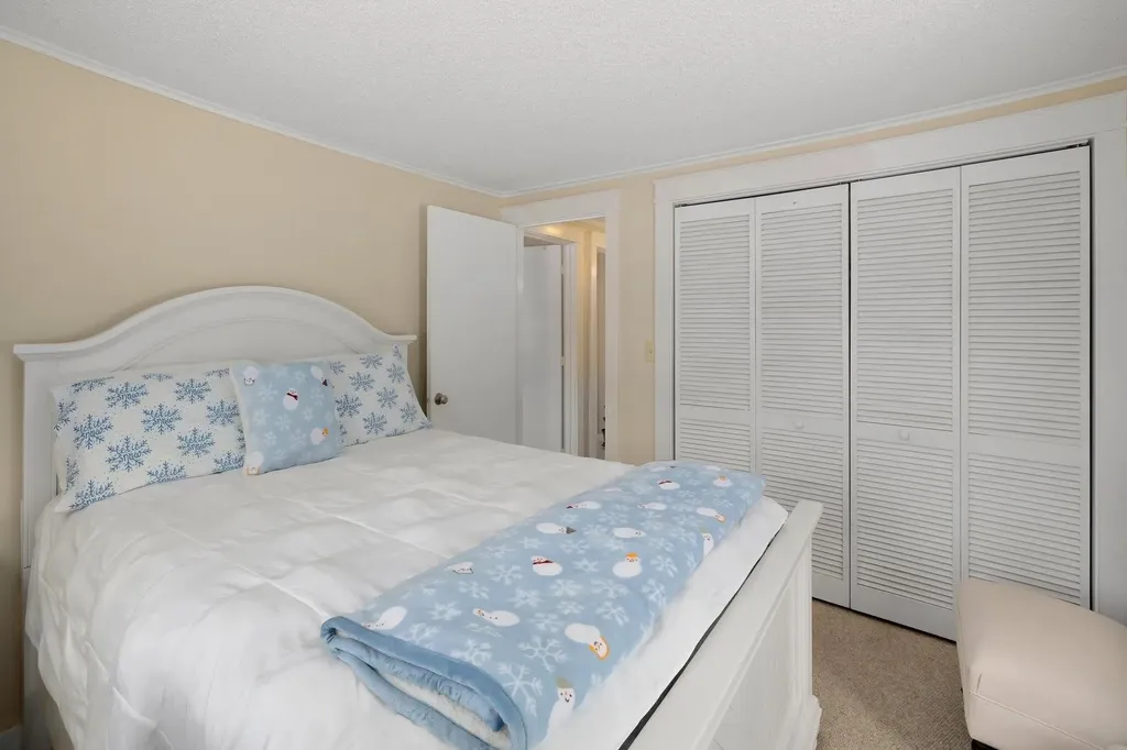 915 Nebraska Valley Road Stowe VT 05672