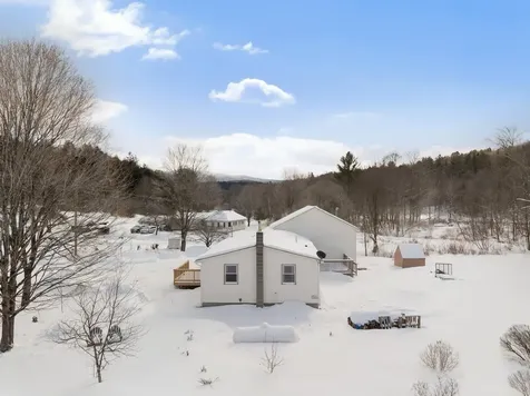 915 Nebraska Valley Road Stowe VT 05672