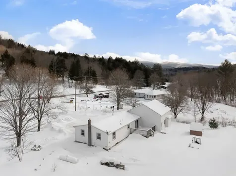 915 Nebraska Valley Road Stowe VT 05672