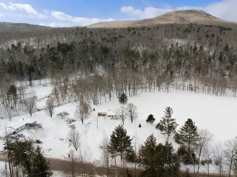 915 Nebraska Valley Road Stowe VT 05672