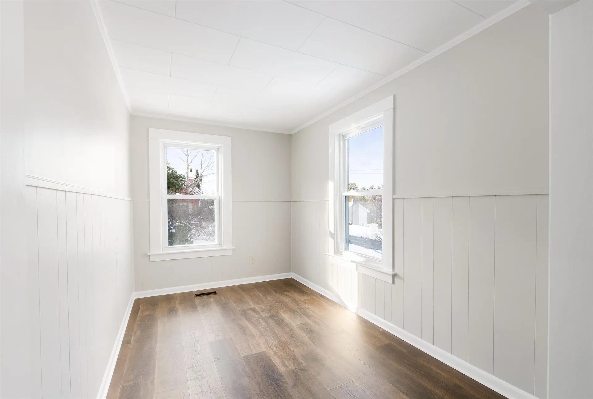 6 Durham Avenue Claremont NH 03743