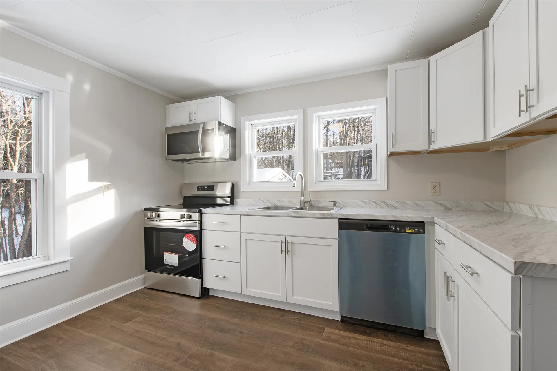 6 Durham Avenue Claremont NH 03743