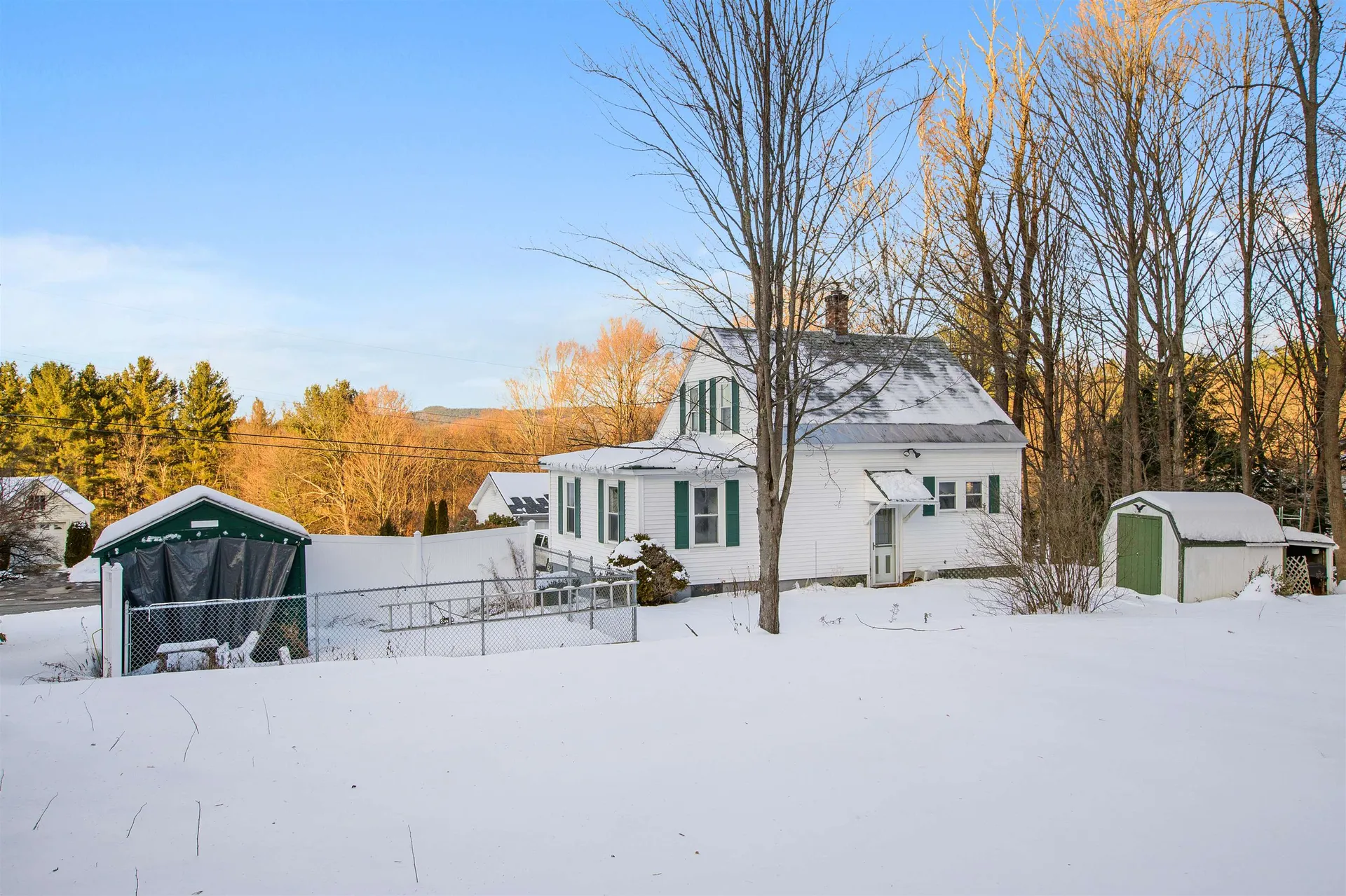 6 Durham Avenue Claremont NH 03743